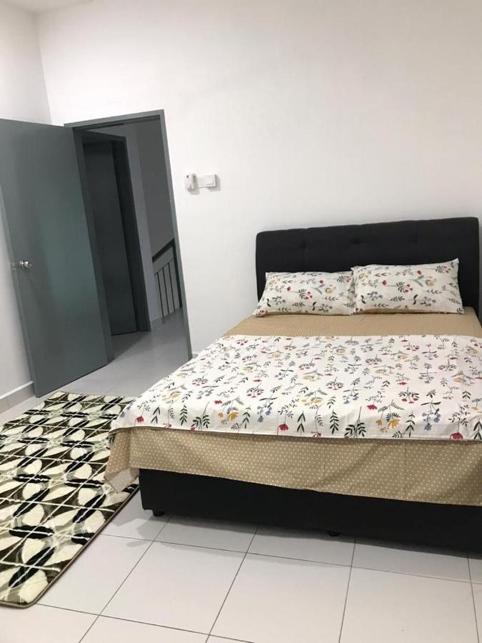 Baituljannah Homestay Batu Pahat Luaran gambar