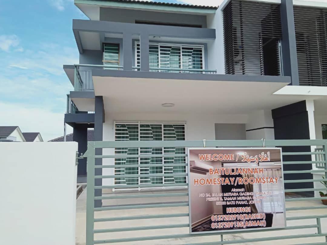 Baituljannah Homestay Batu Pahat Luaran gambar