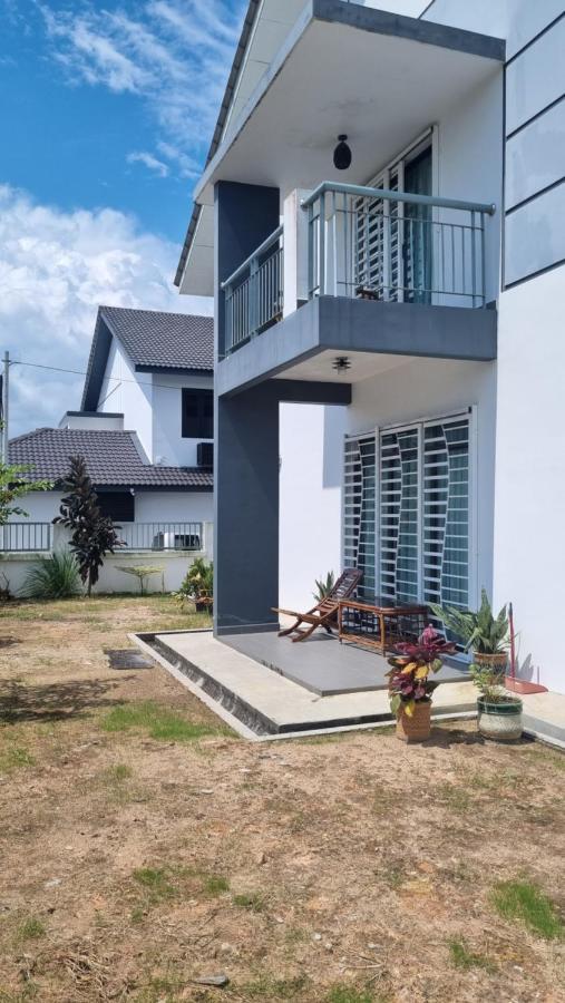 Baituljannah Homestay Batu Pahat Luaran gambar